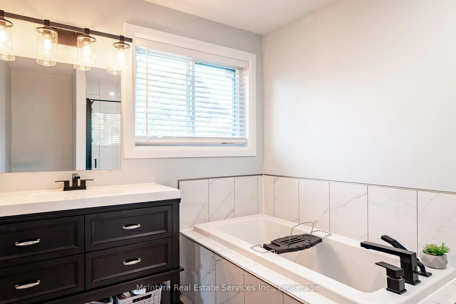 Photo 37 of 55 Suffolk Avenue, Kitchener — HOMEH