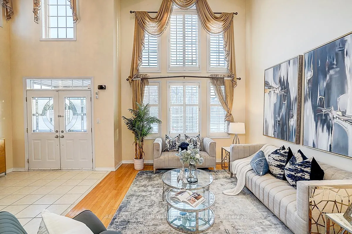 Photo 6 of 37 Robert Grundy Road, Markham, Cachet — HOMEH
