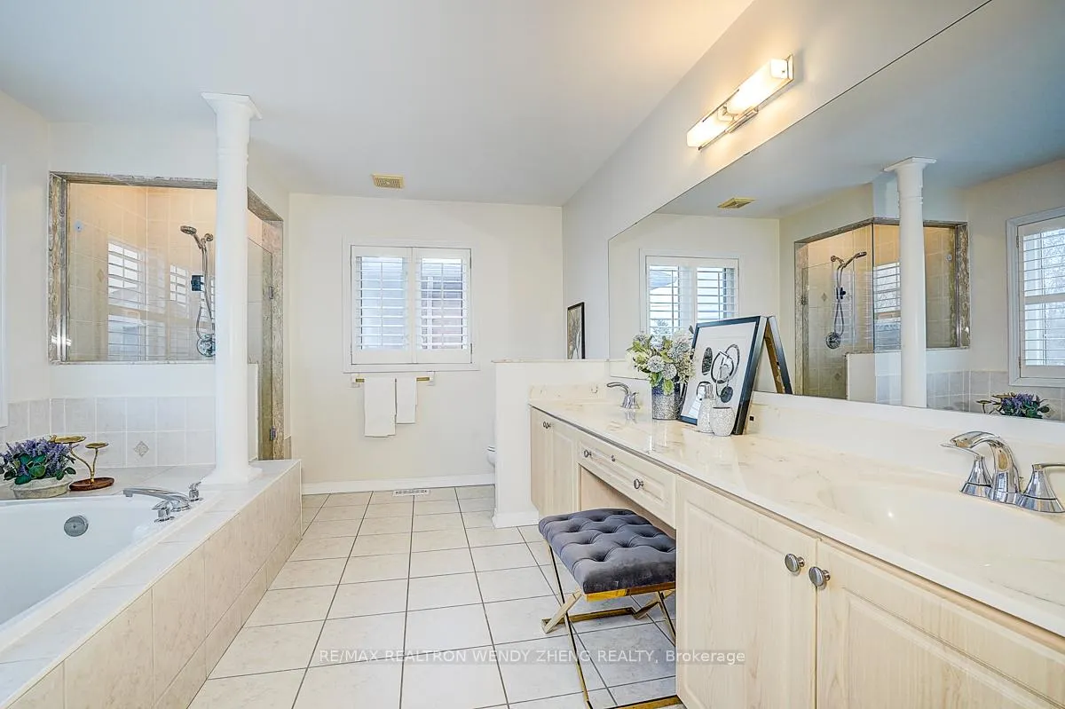Photo 32 of 37 Robert Grundy Road, Markham, Cachet — HOMEH