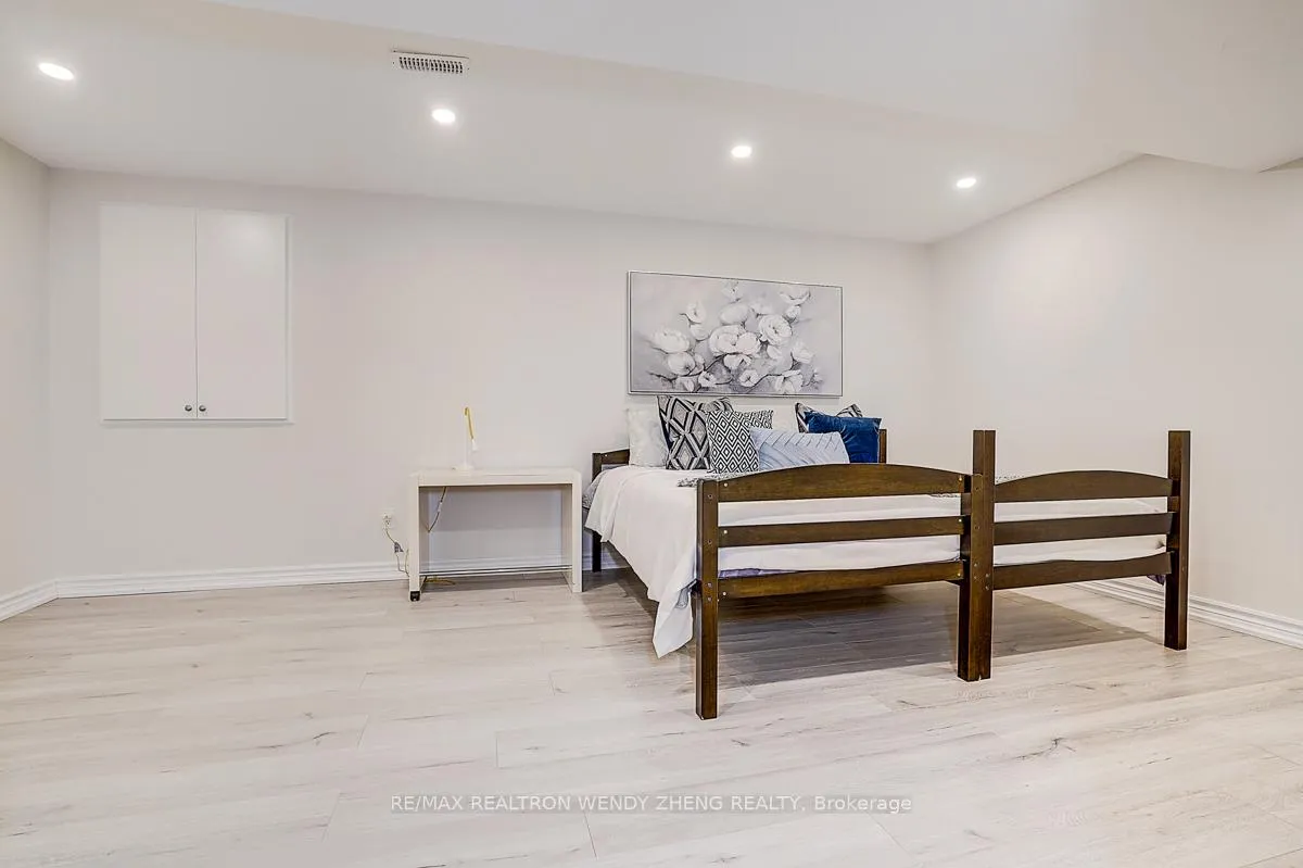 Photo 42 of 37 Robert Grundy Road, Markham, Cachet — HOMEH