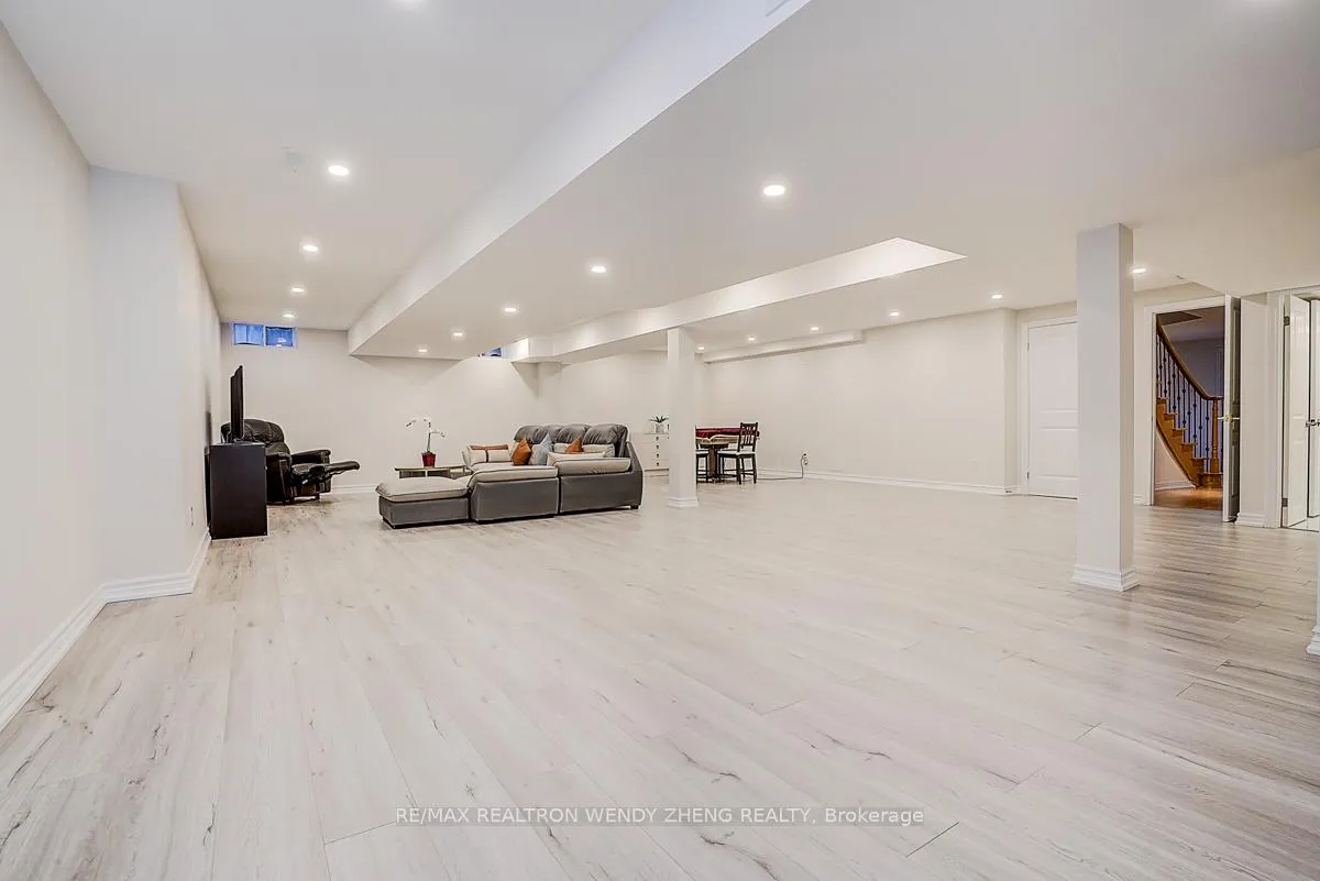 Photo 46 of 37 Robert Grundy Road, Markham, Cachet — HOMEH
