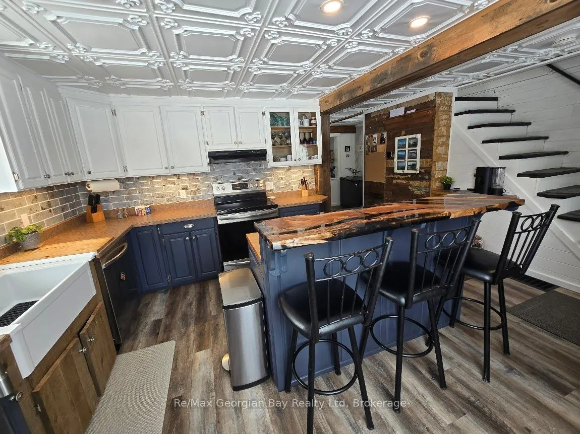 Photo 12 of 2066 Irish Line, Severn, Coldwater — HOMEH