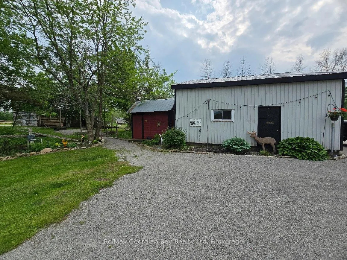 Photo 38 of 2066 Irish Line, Severn, Coldwater — HOMEH