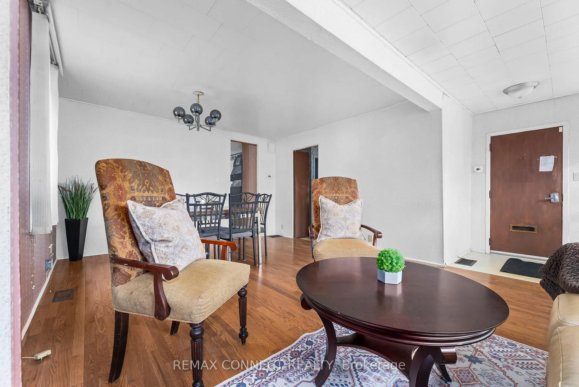 Photo 5 of 50 Cedar Street, Ajax, Central — HOMEH