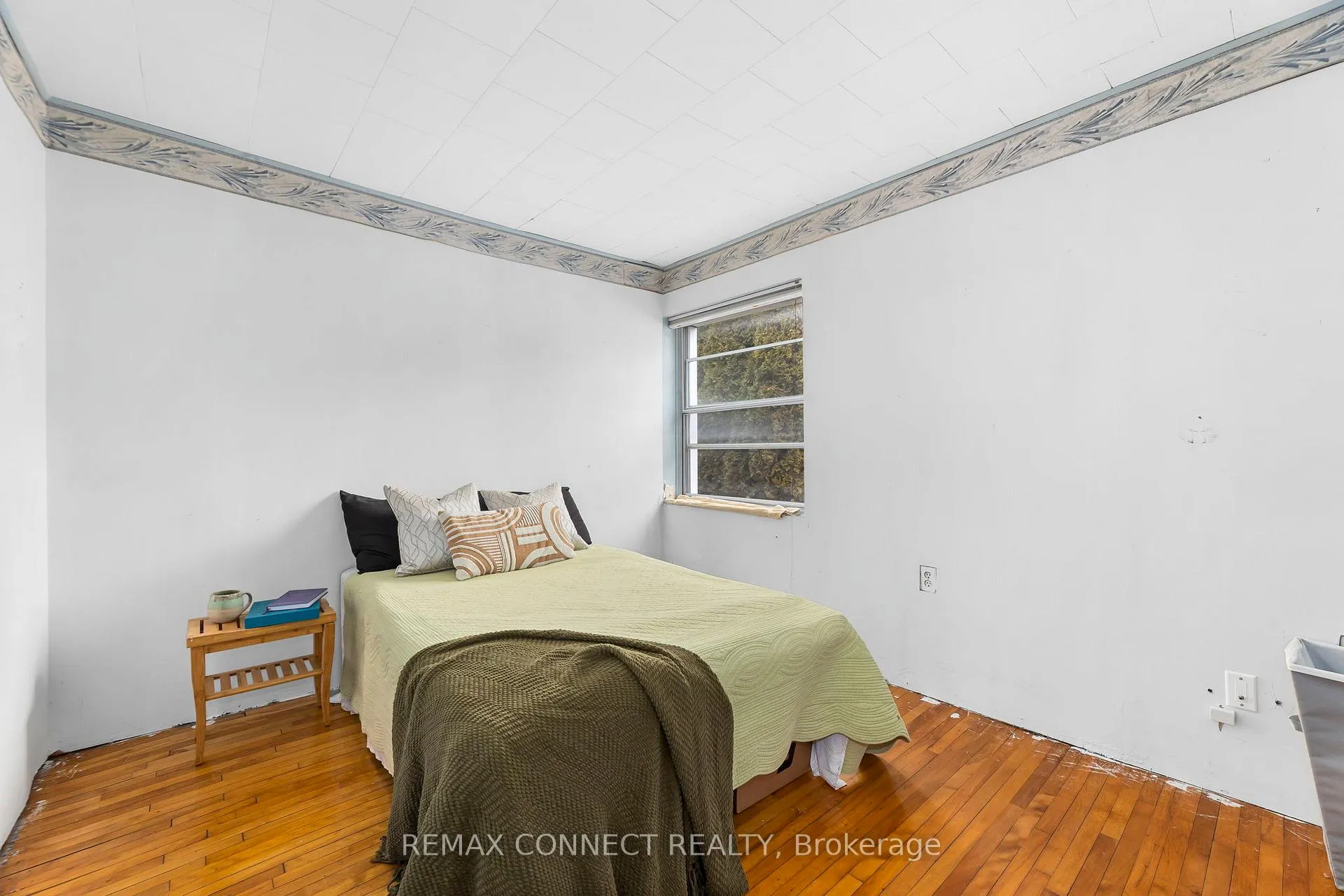 Photo 9 of 50 Cedar Street, Ajax, Central — HOMEH