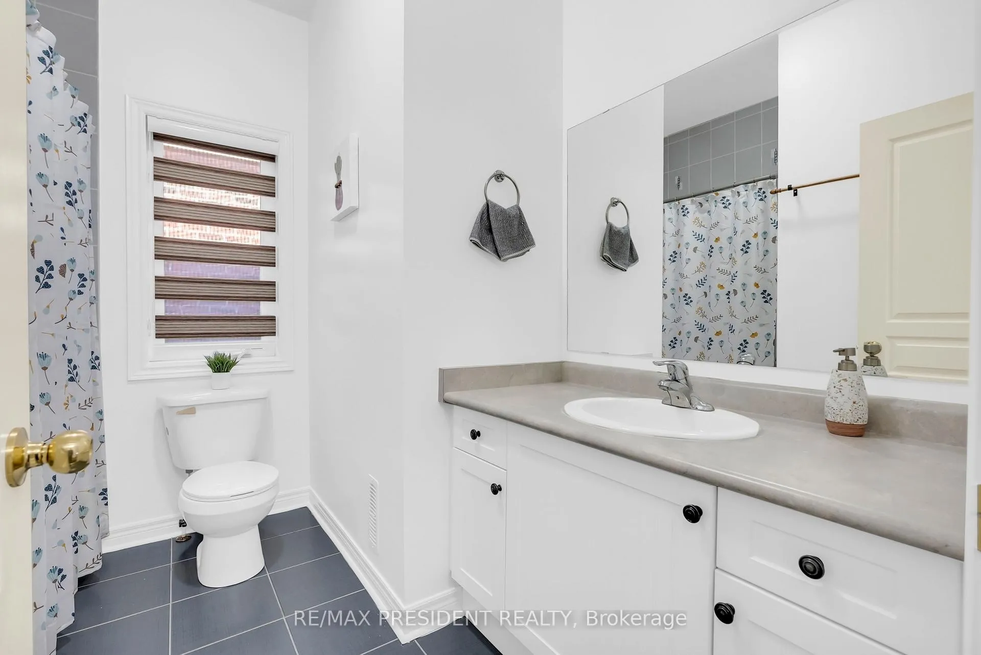 Photo 35 of 146 George Robinson Drive, Brampton, Credit Valley — HOMEH