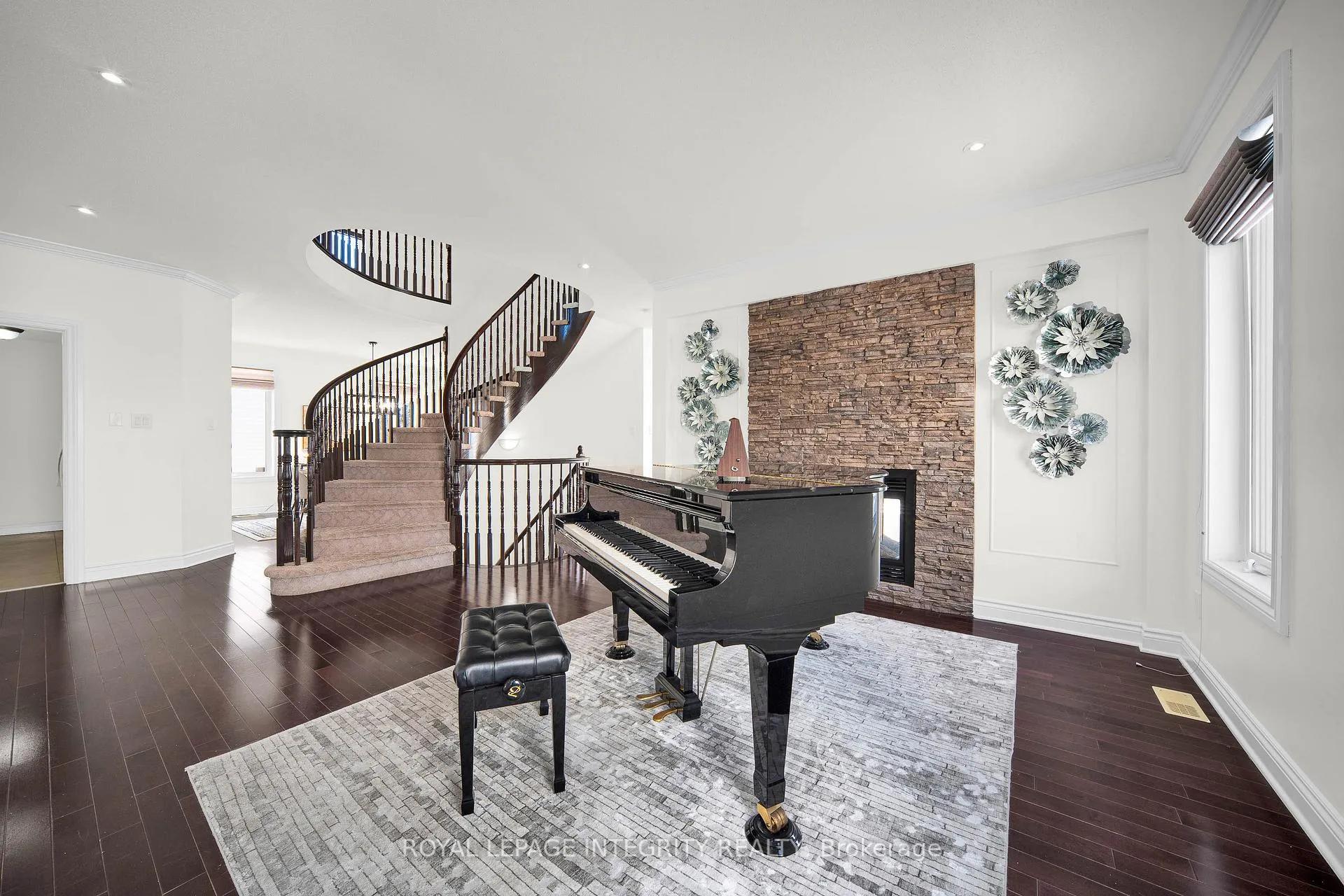 Photo 6 of 609 New Liskeard Crescent, Ottawa, Barrhaven - Strandherd — HOMEH