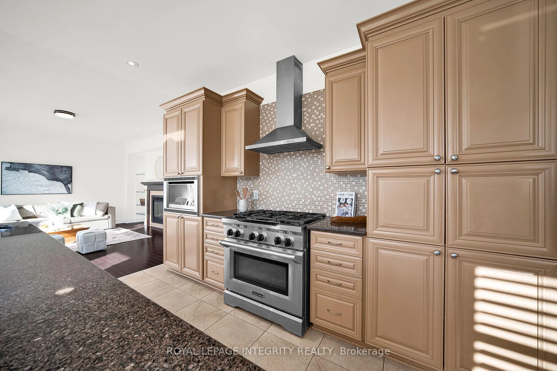Photo 13 of 609 New Liskeard Crescent, Ottawa, Barrhaven - Strandherd — HOMEH