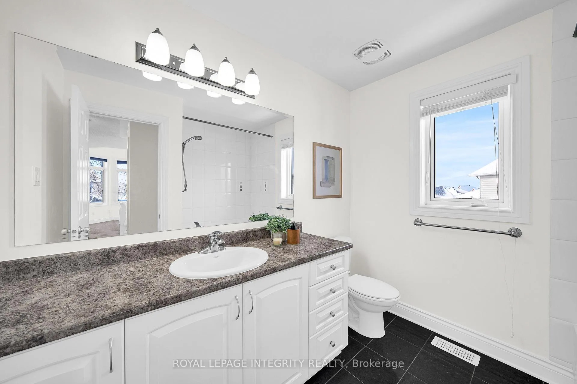 Photo 29 of 609 New Liskeard Crescent, Ottawa, Barrhaven - Strandherd — HOMEH