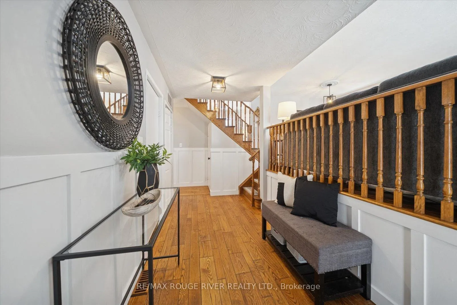 Photo 4 of 865 Stevenson Road N, Oshawa, Northglen — HOMEH