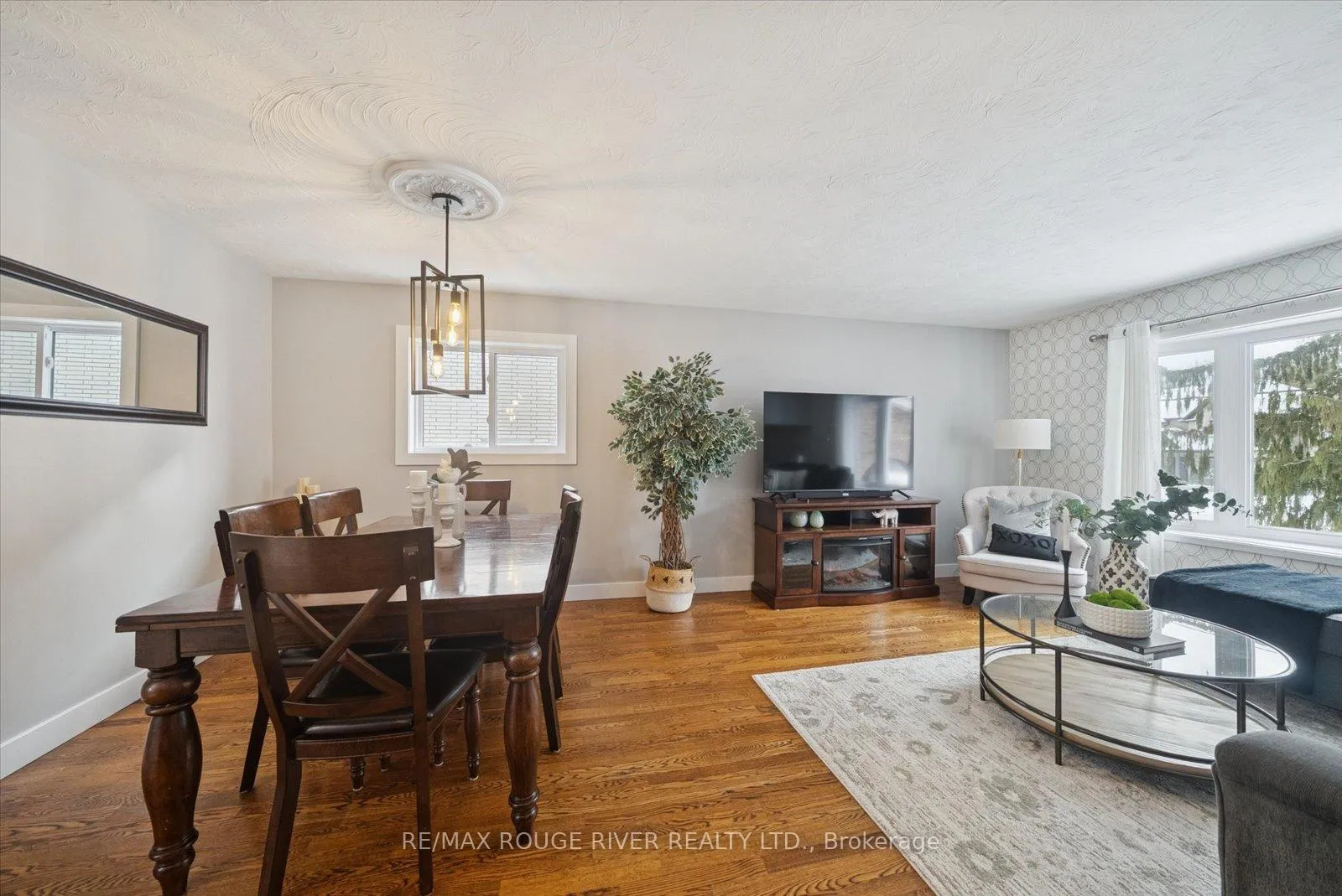 Photo 6 of 865 Stevenson Road N, Oshawa, Northglen — HOMEH