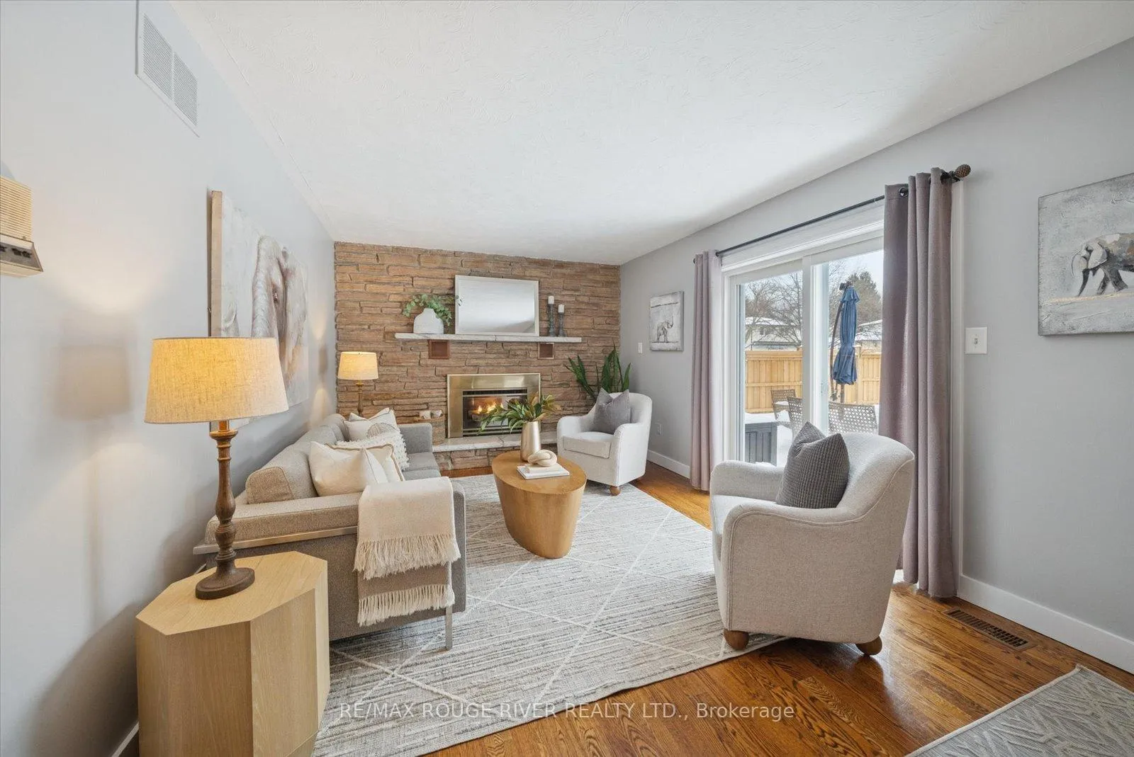 Photo 14 of 865 Stevenson Road N, Oshawa, Northglen — HOMEH