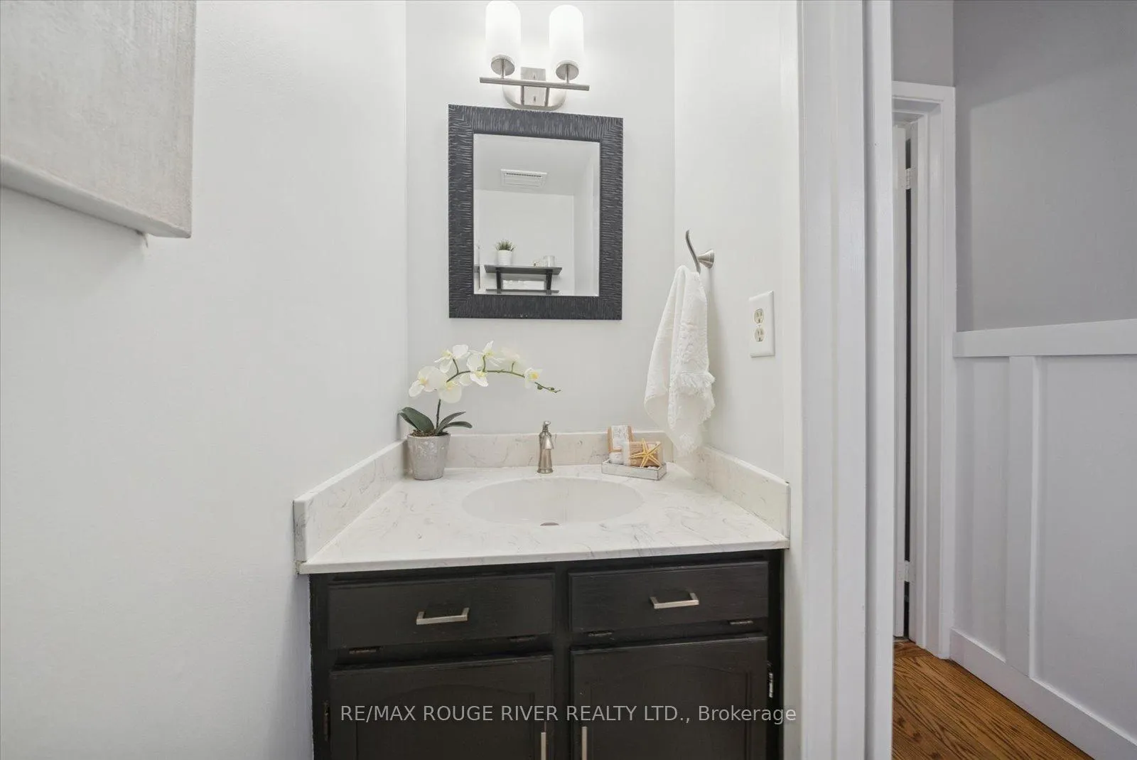 Photo 17 of 865 Stevenson Road N, Oshawa, Northglen — HOMEH