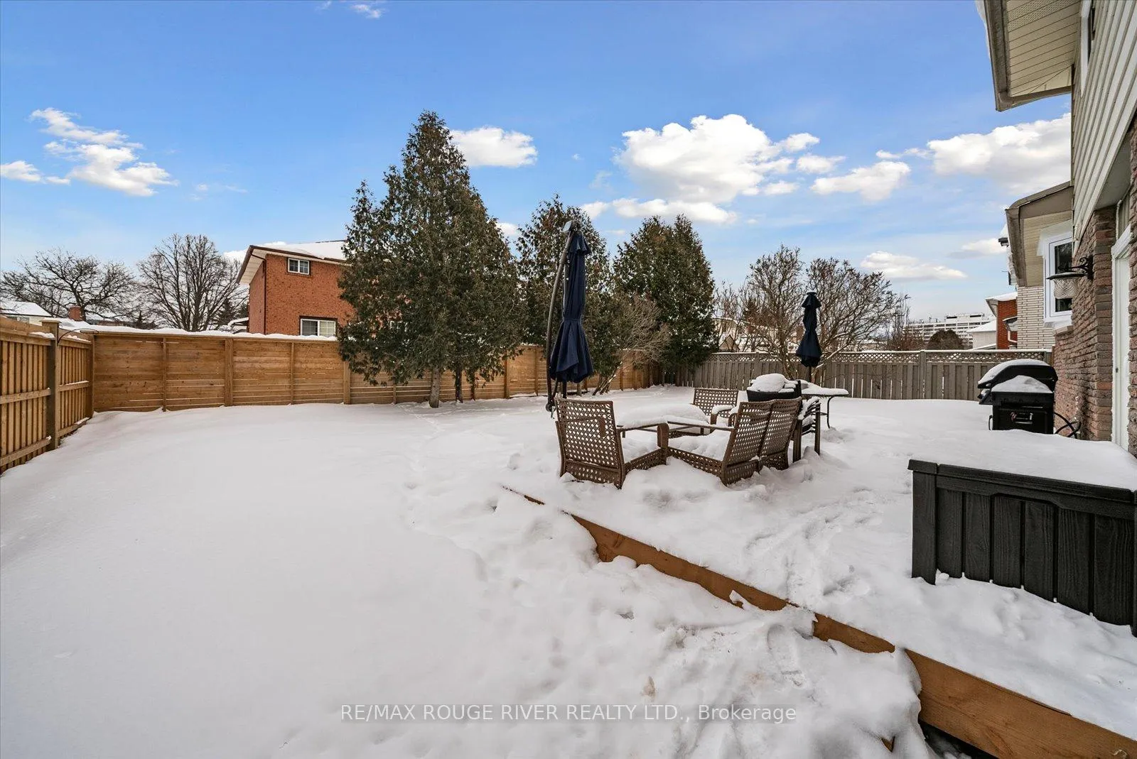 Photo 30 of 865 Stevenson Road N, Oshawa, Northglen — HOMEH