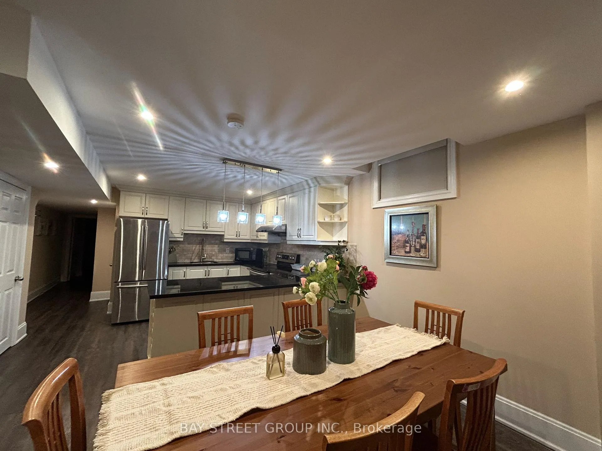 Photo 8 of 109 Hua Du Avenue, Markham, Berczy — HOMEH