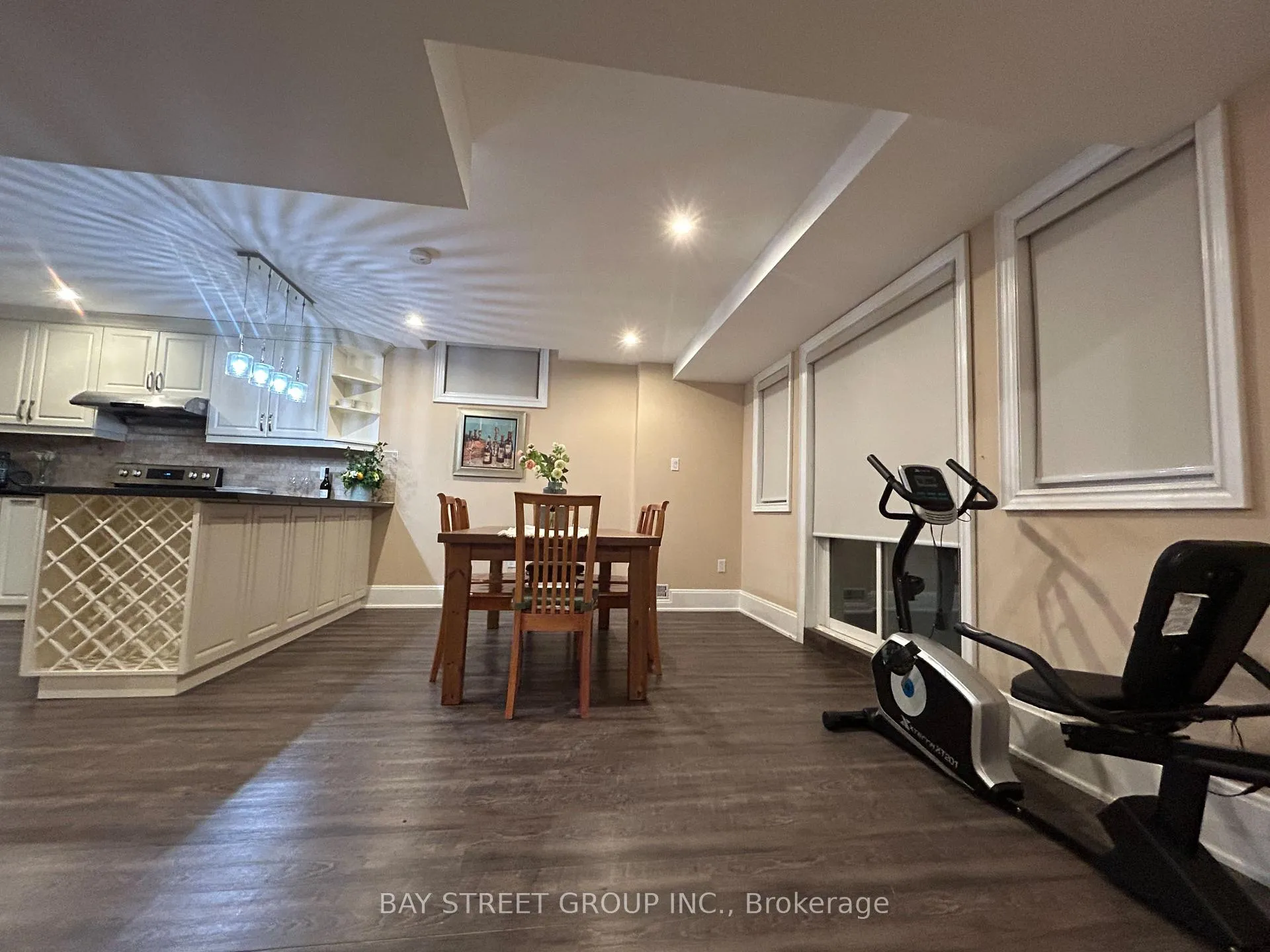 Photo 9 of 109 Hua Du Avenue, Markham, Berczy — HOMEH