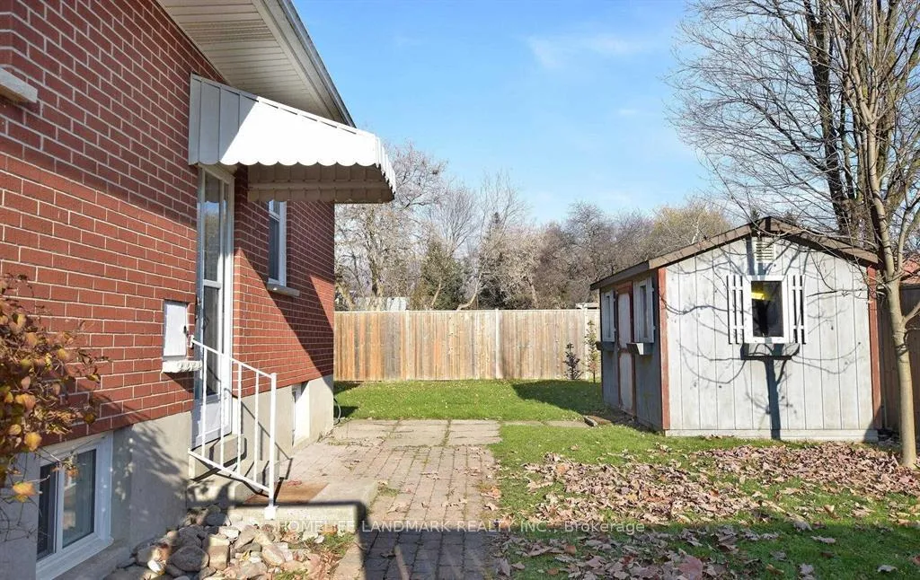 Photo 3 of 110 Front Street E, Whitby, Port Whitby — HOMEH