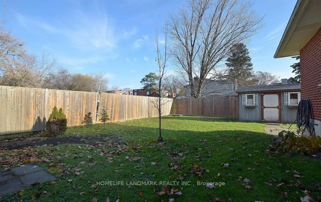 Photo 4 of 110 Front Street E, Whitby, Port Whitby — HOMEH