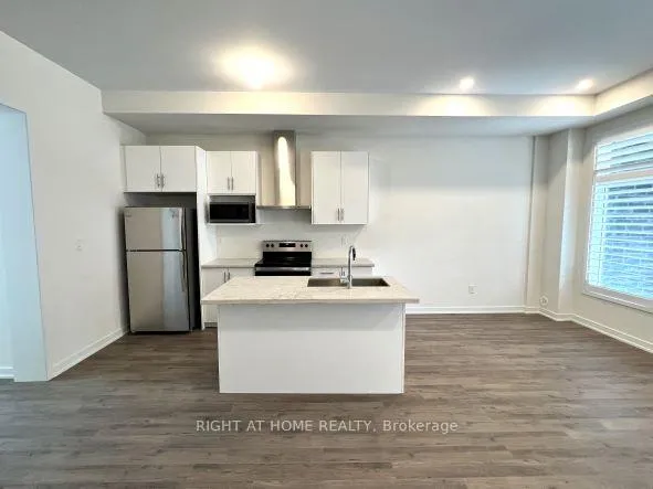Photo 3 of 44 Armillo Place, Markham, Wismer — HOMEH