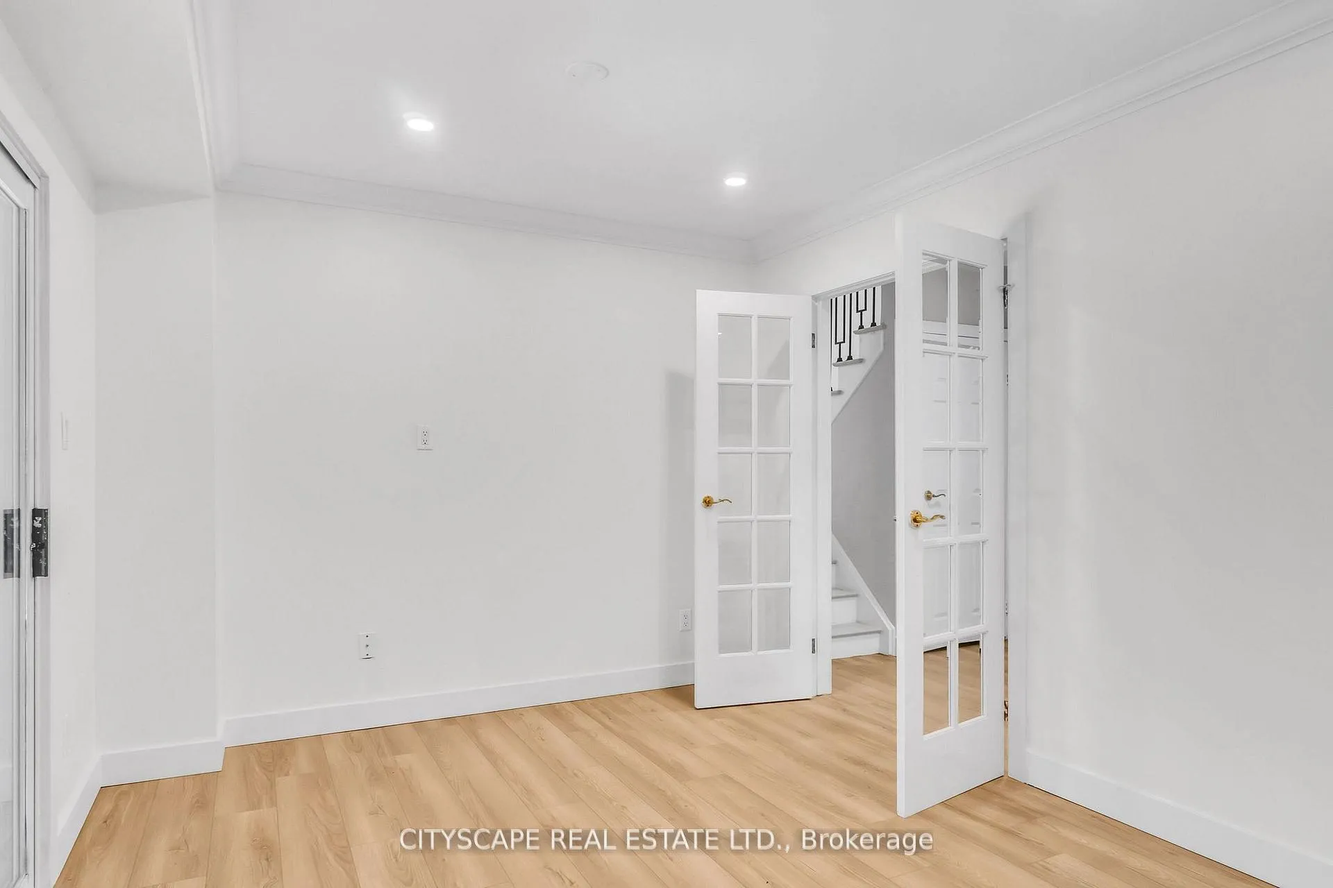 Photo 9 of 3 Geneva Crescent, Brampton, Northgate — HOMEH