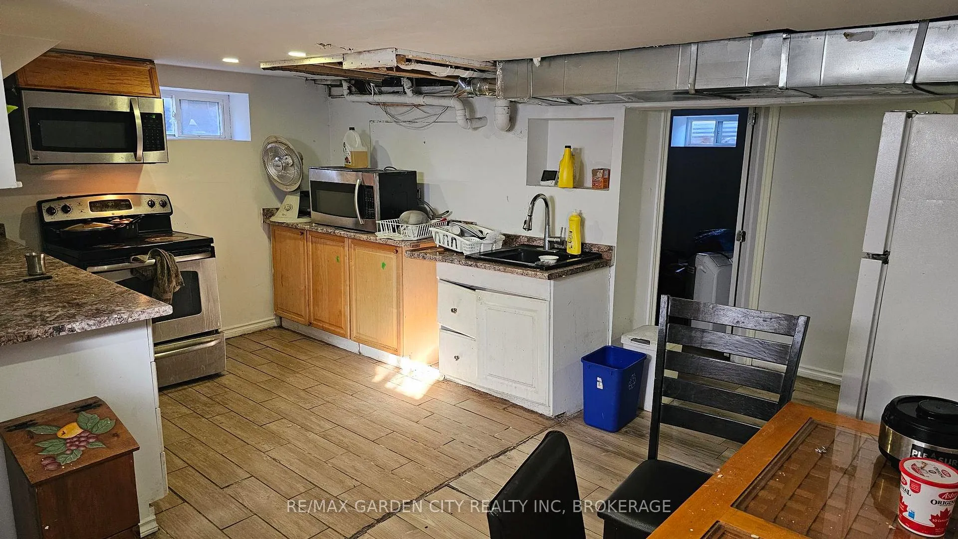 Photo 5 of 5183 River Road, Niagara Falls, Downtown — HOMEH