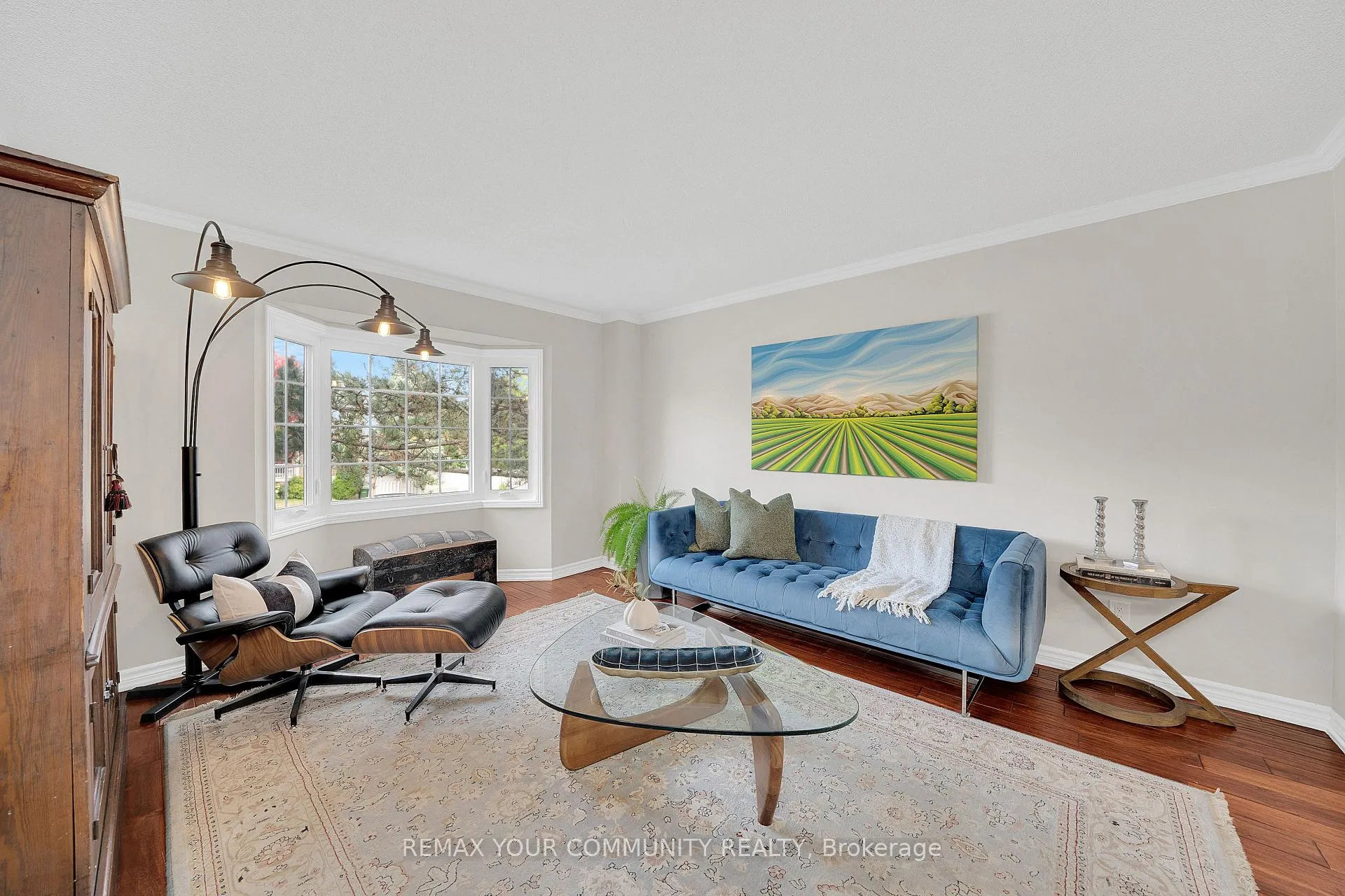 Photo 5 of 104 Taylorwood Avenue, Caledon, Bolton North — HOMEH