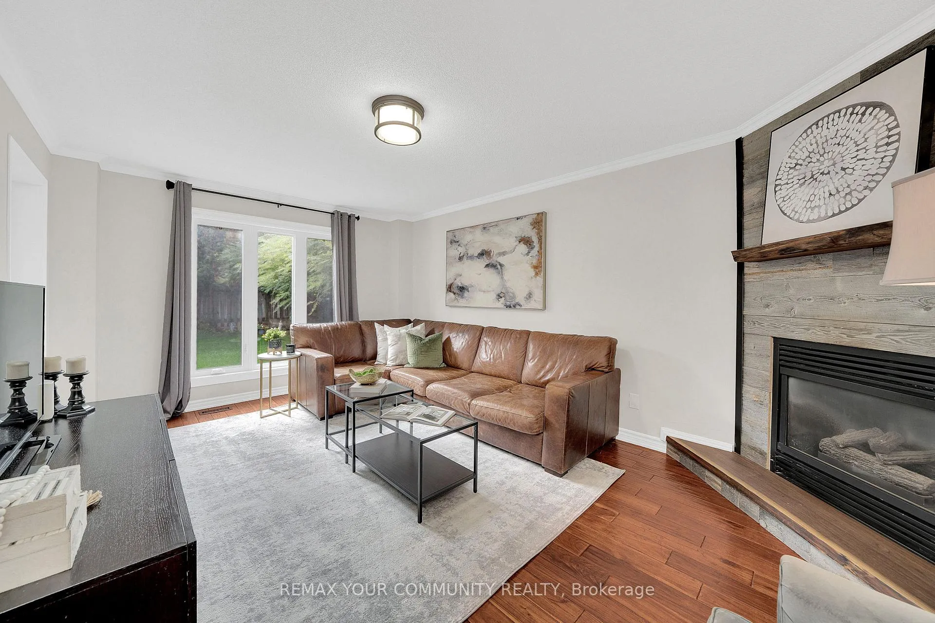 Photo 15 of 104 Taylorwood Avenue, Caledon, Bolton North — HOMEH