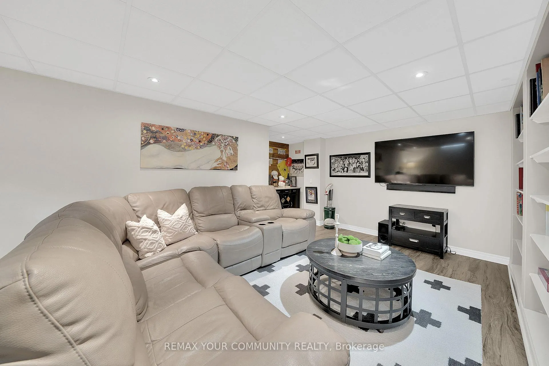 Photo 30 of 104 Taylorwood Avenue, Caledon, Bolton North — HOMEH