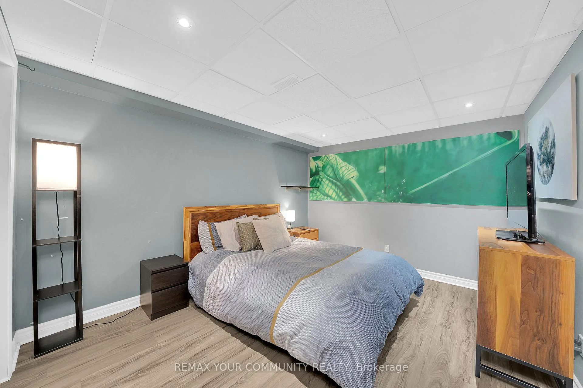 Photo 33 of 104 Taylorwood Avenue, Caledon, Bolton North — HOMEH