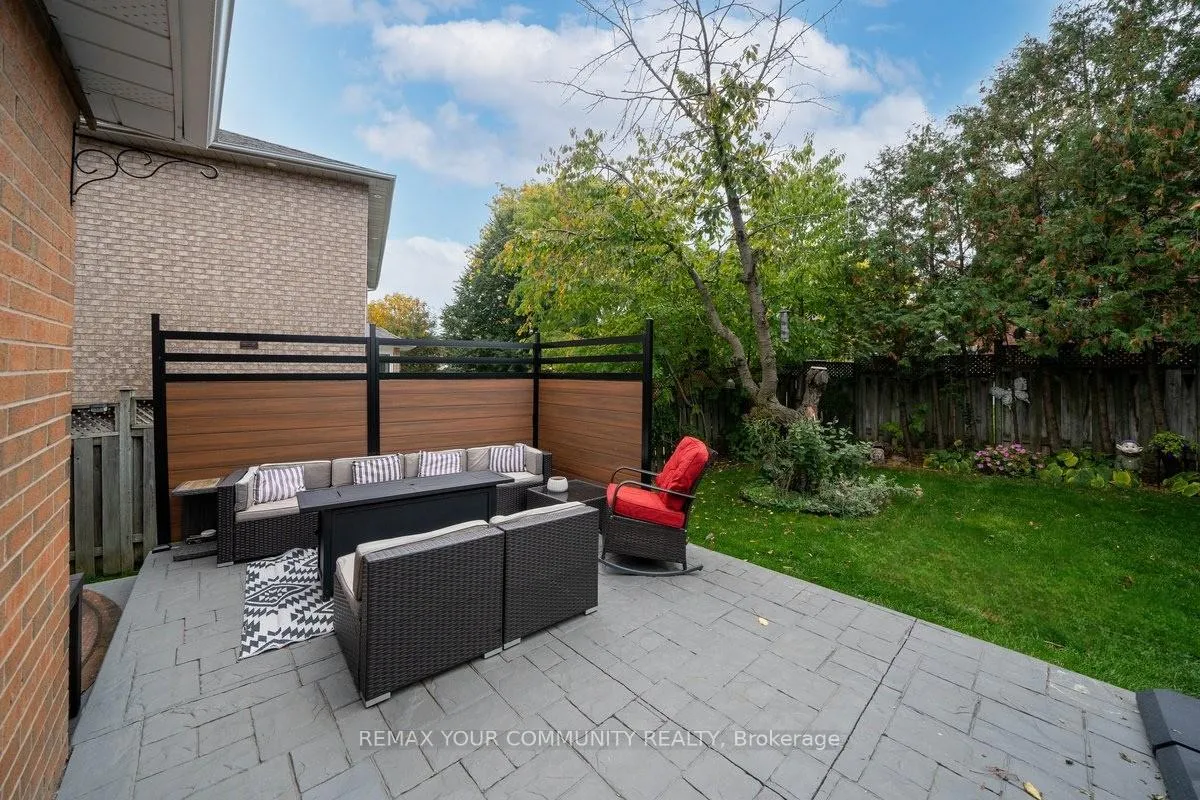 Photo 38 of 104 Taylorwood Avenue, Caledon, Bolton North — HOMEH