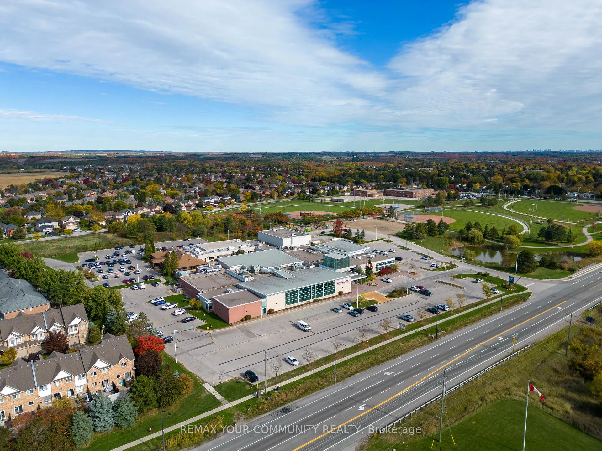 Photo 40 of 104 Taylorwood Avenue, Caledon, Bolton North — HOMEH