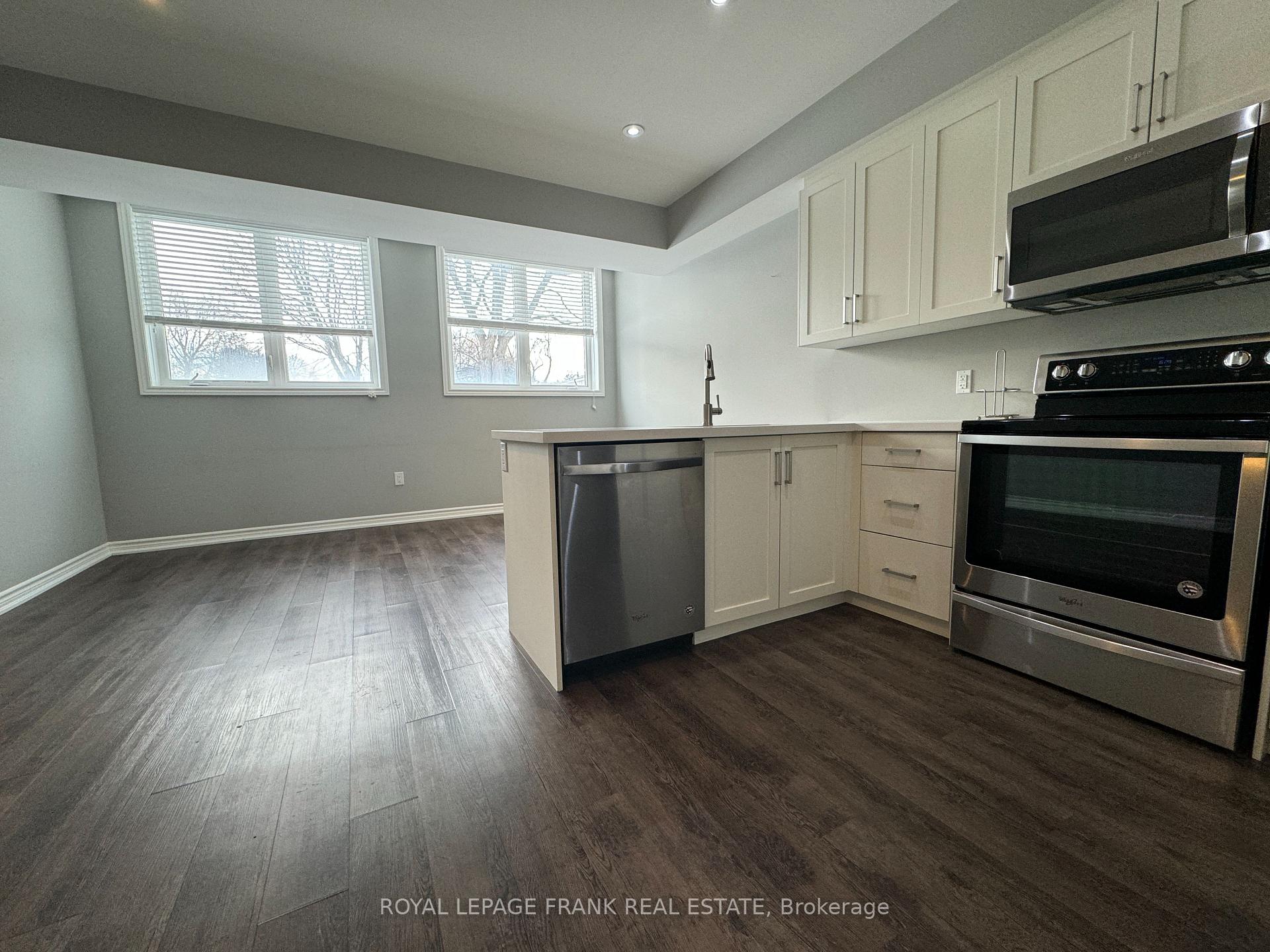 Photo 3 of Unit B, 52 Brown Street, Clarington, Bowmanville — HOMEH
