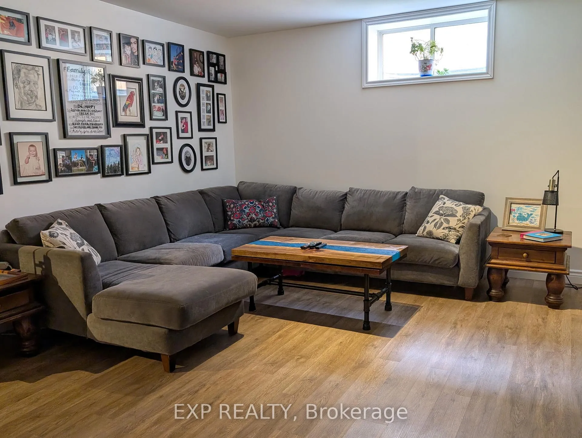 Photo 24 of 83 Essex Drive, Belleville, Thurlow Ward — HOMEH
