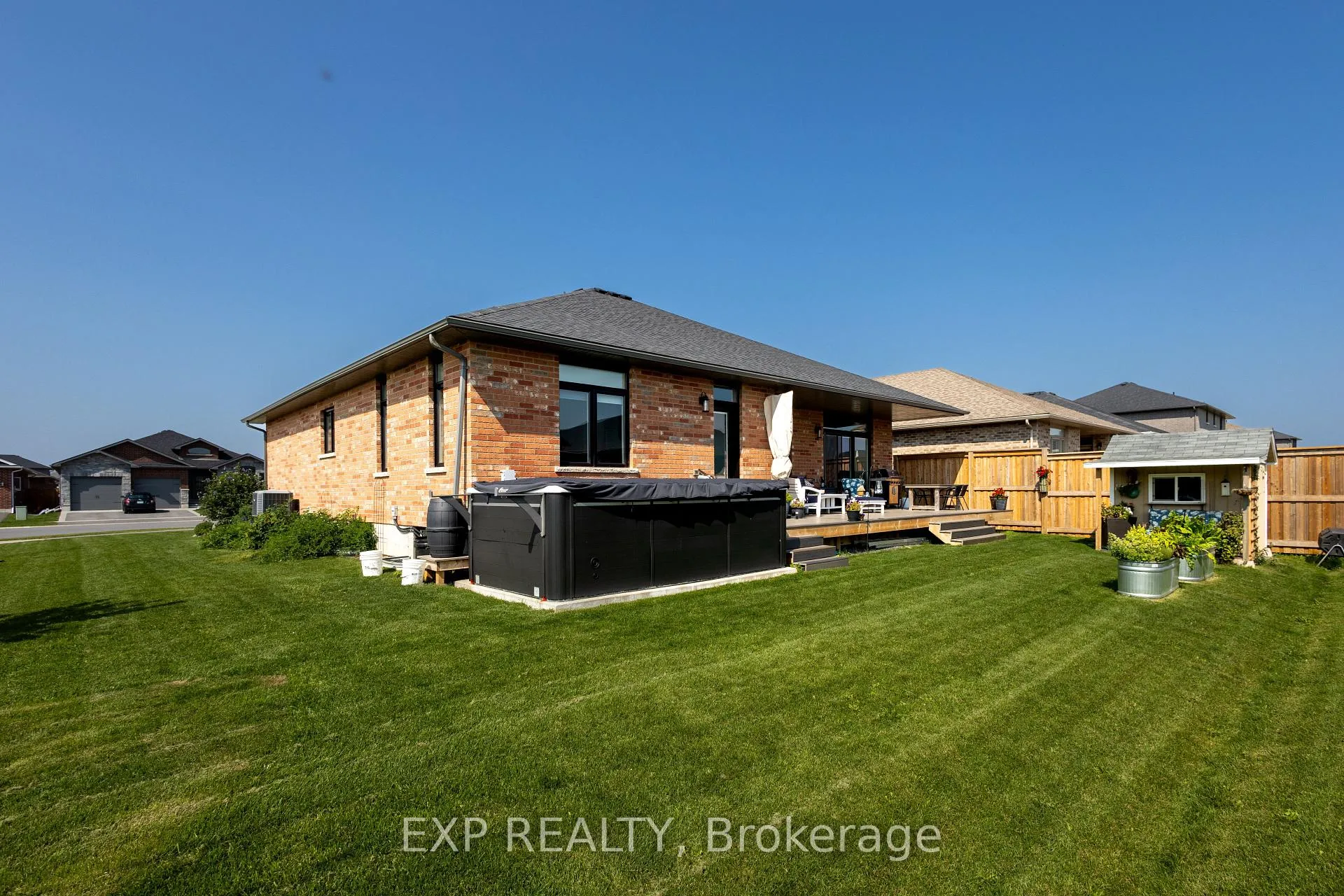 Photo 37 of 83 Essex Drive, Belleville, Thurlow Ward — HOMEH