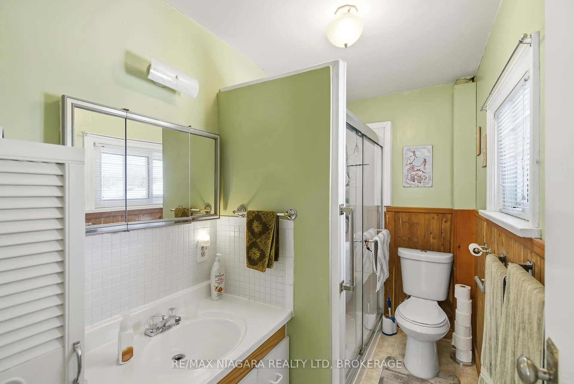 Photo 22 of 4584 Baldwin Avenue, Niagara Falls, Ascot — HOMEH