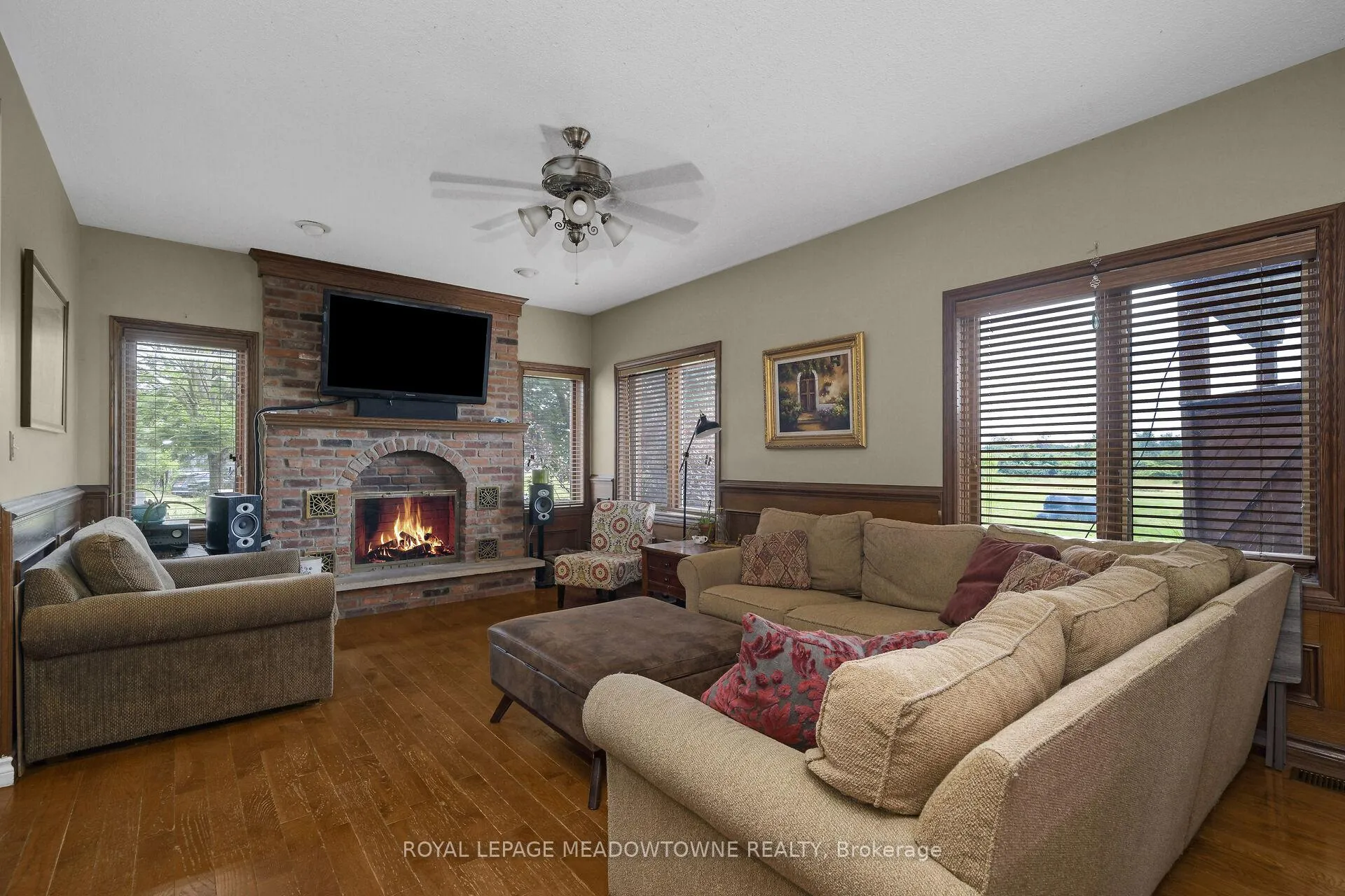Photo 13 of 692 5 Concession W, Hamilton, Rural Flamborough — HOMEH