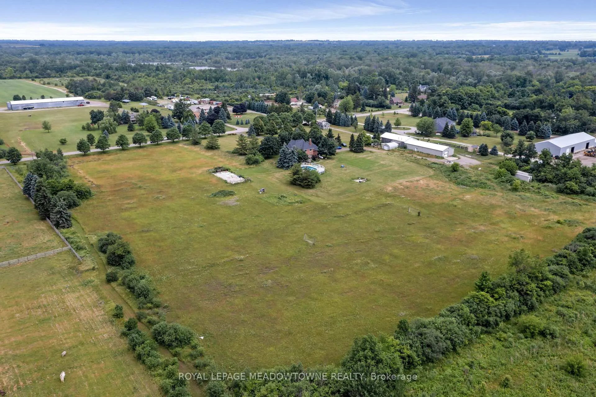 Photo 25 of 692 5 Concession W, Hamilton, Rural Flamborough — HOMEH
