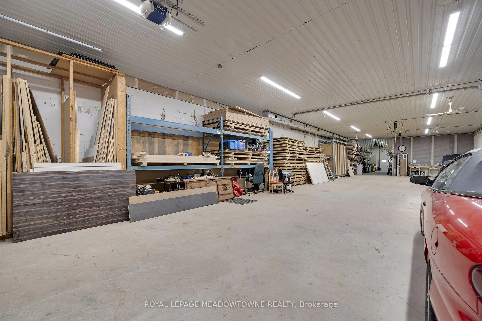Photo 33 of 692 5 Concession W, Hamilton, Rural Flamborough — HOMEH