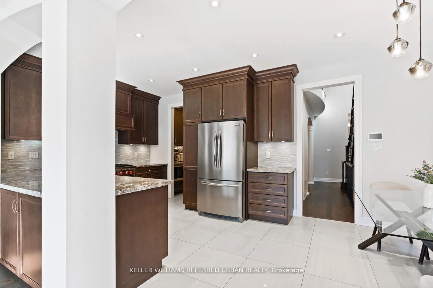 Photo 9 of 58 Wells Orchard Crescent, King, King City — HOMEH