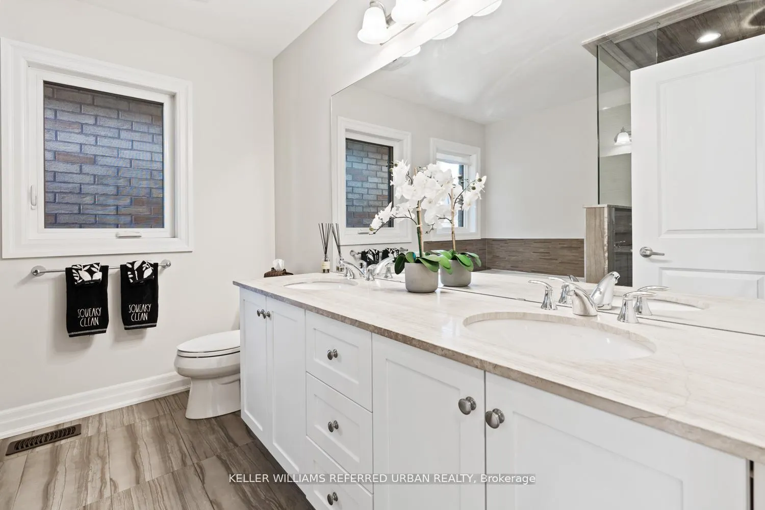 Photo 17 of 58 Wells Orchard Crescent, King, King City — HOMEH