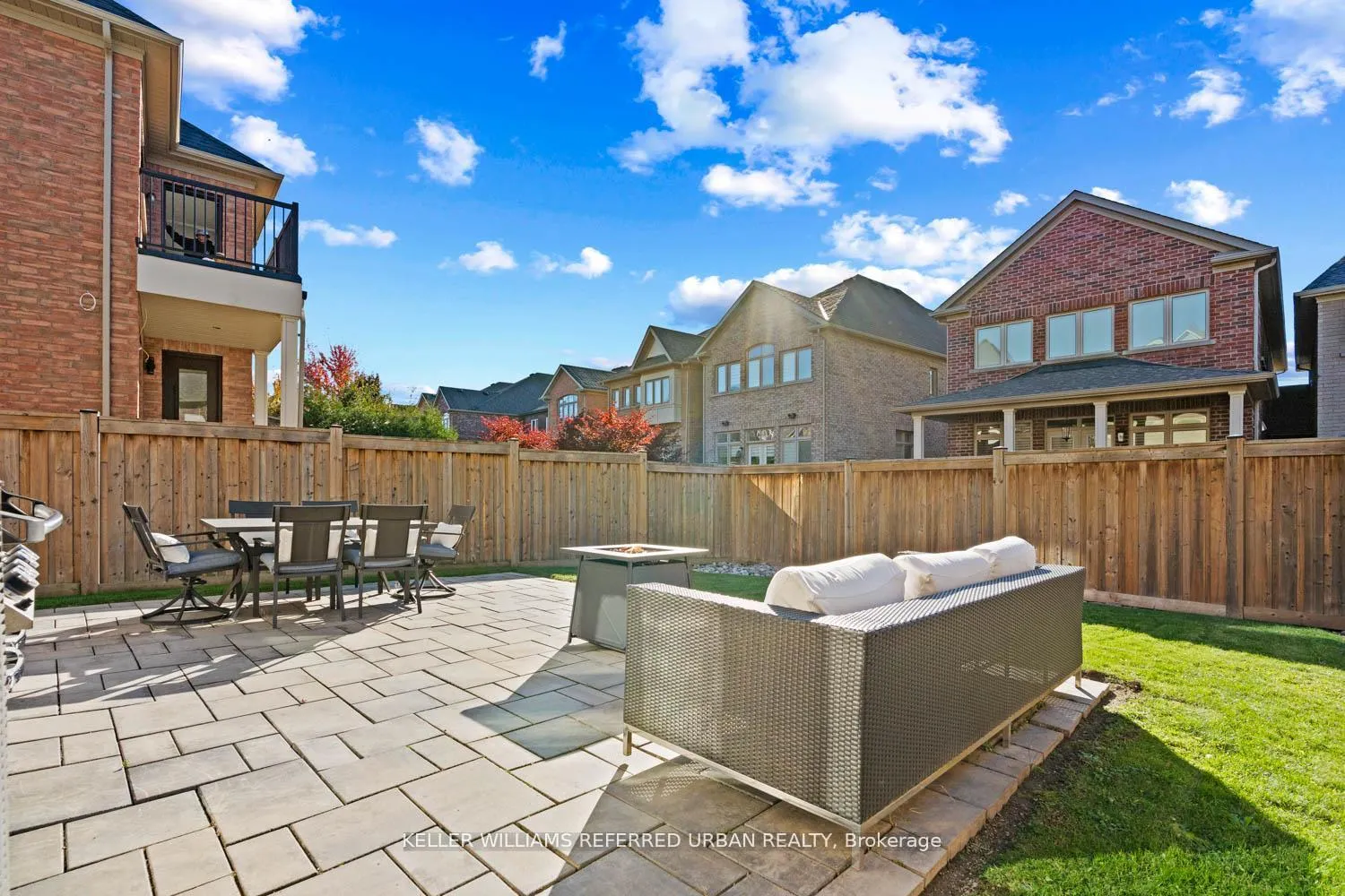 Photo 33 of 58 Wells Orchard Crescent, King, King City — HOMEH