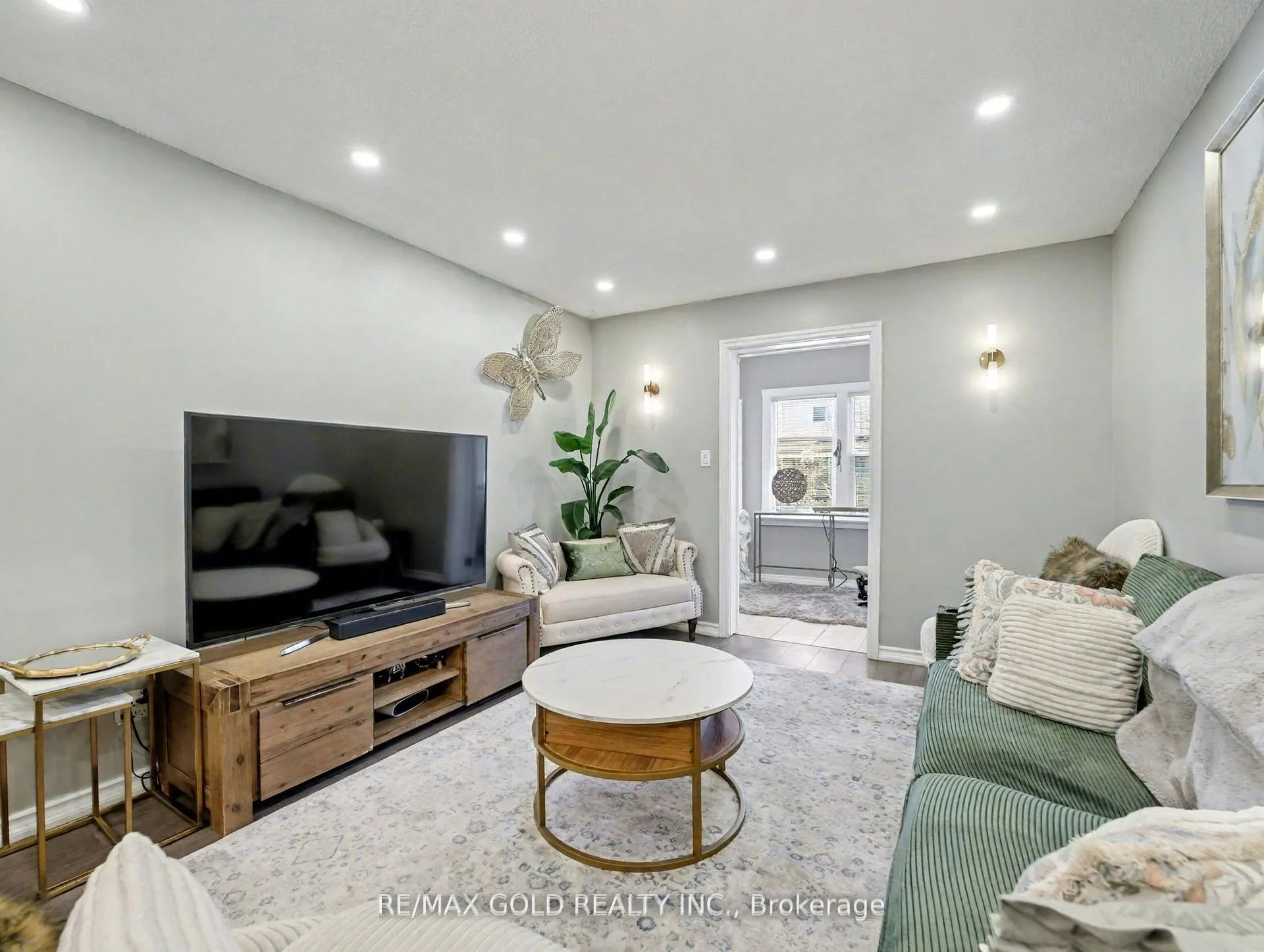 Photo 5 of 75 Chestnut Avenue, Hamilton, Gibson — HOMEH