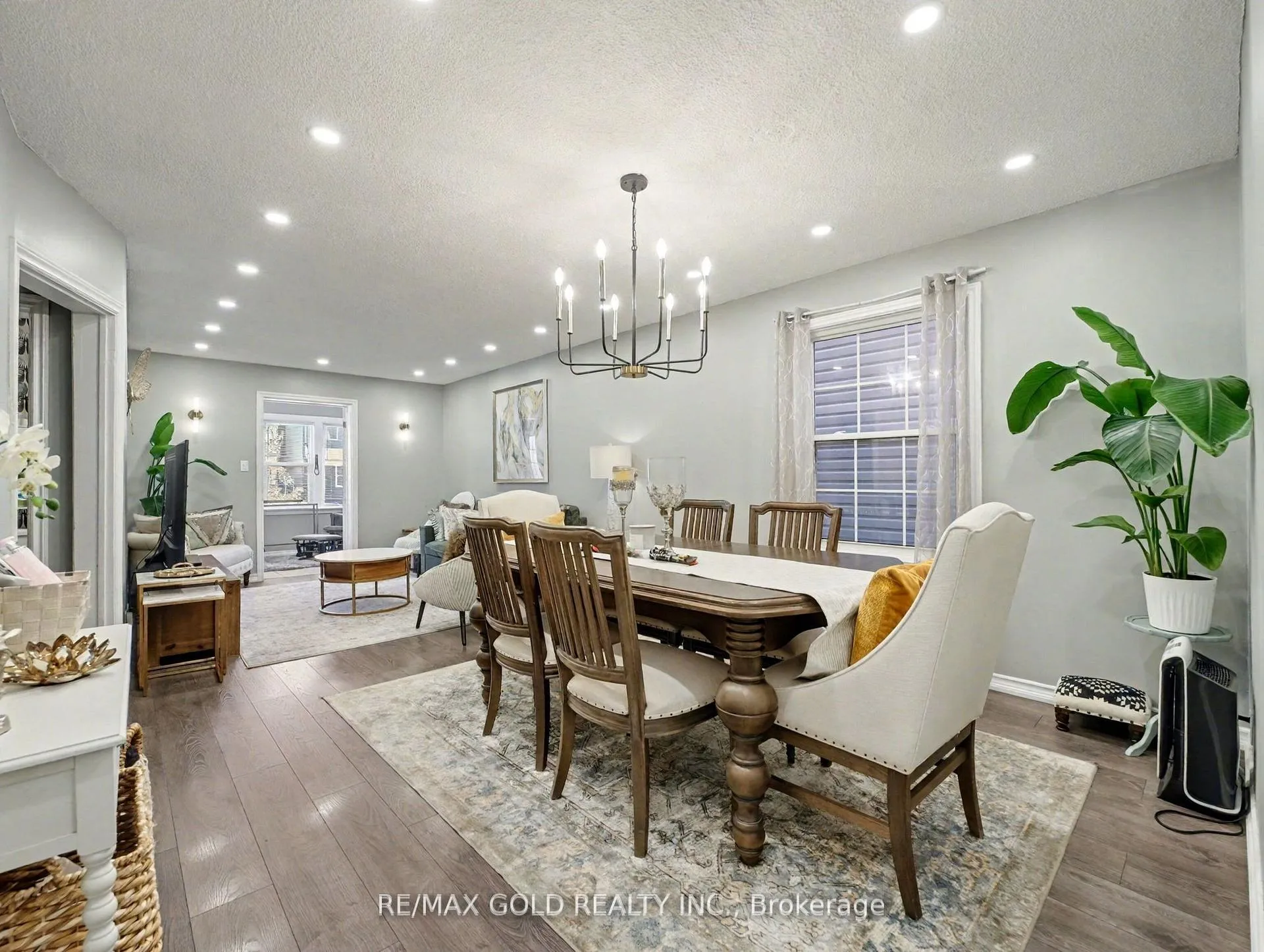 Photo 6 of 75 Chestnut Avenue, Hamilton, Gibson — HOMEH