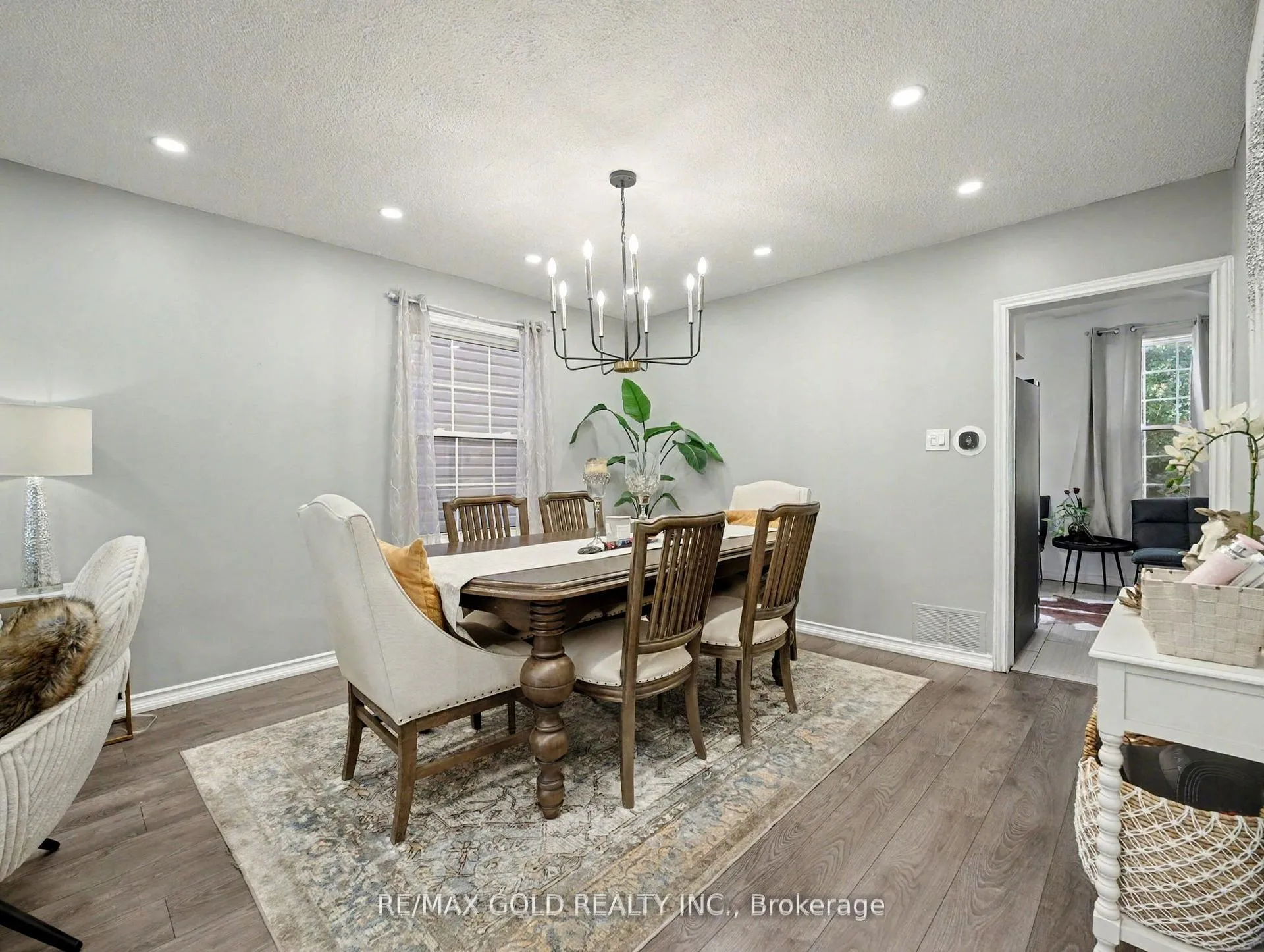 Photo 7 of 75 Chestnut Avenue, Hamilton, Gibson — HOMEH