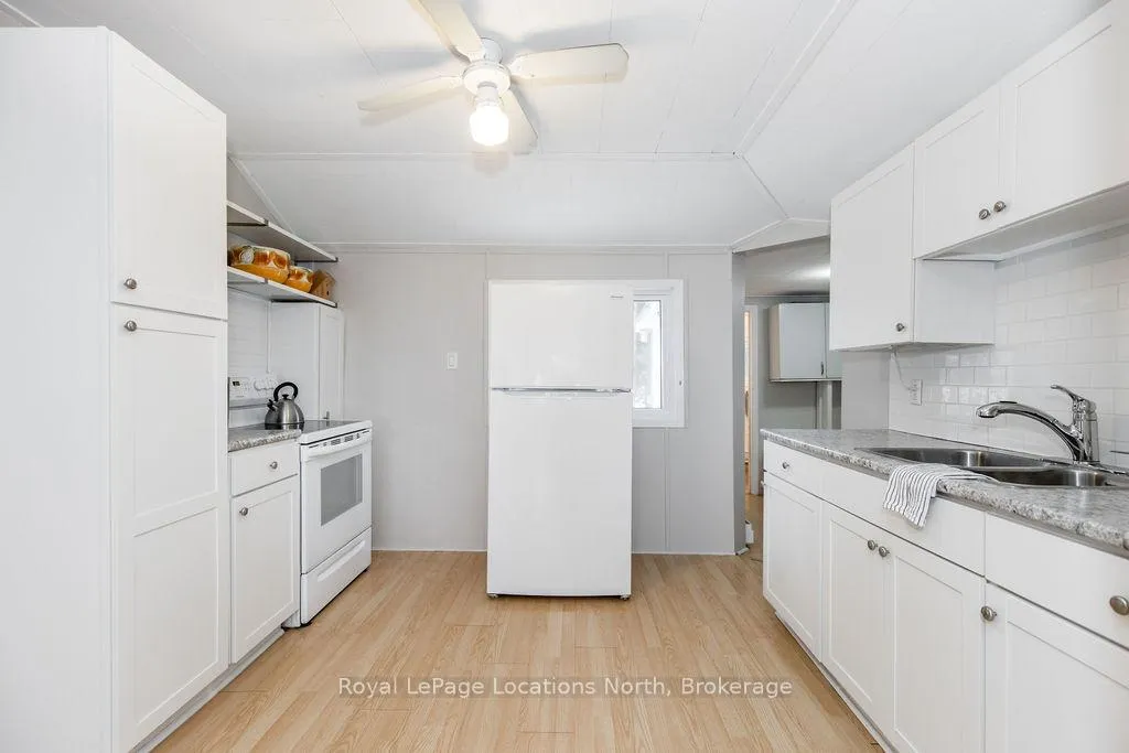 Photo 6 of 948 River Road E, Wasaga Beach — HOMEH