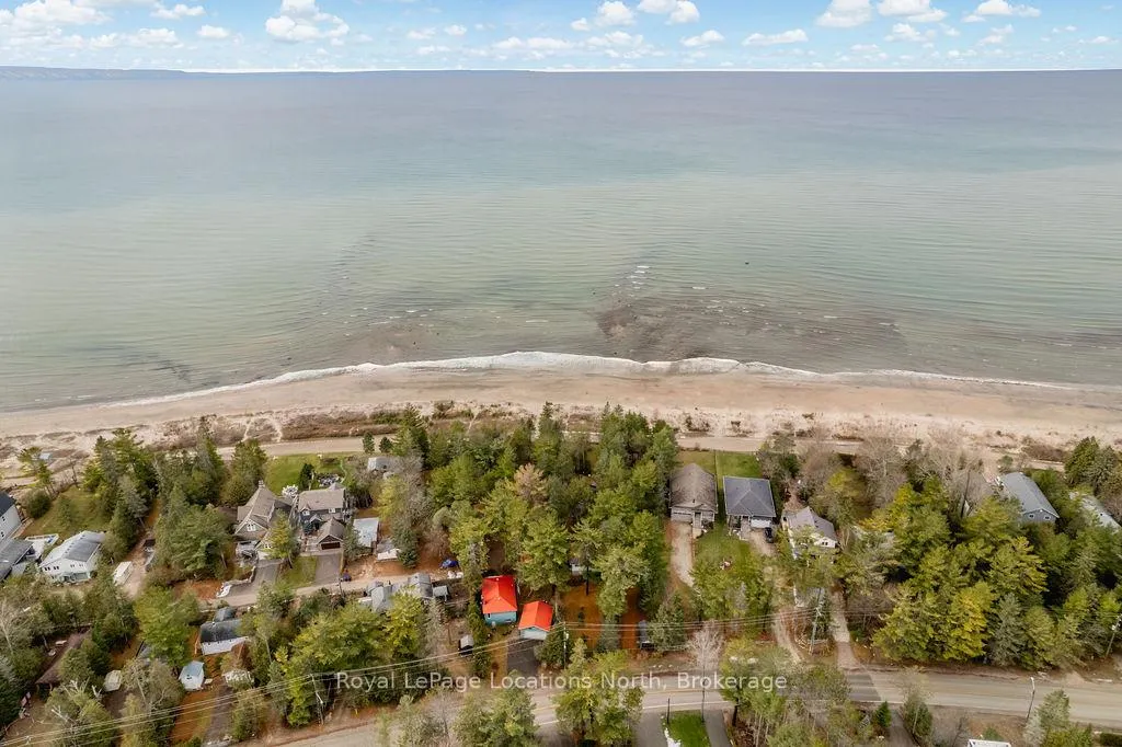 Photo 15 of 948 River Road E, Wasaga Beach — HOMEH