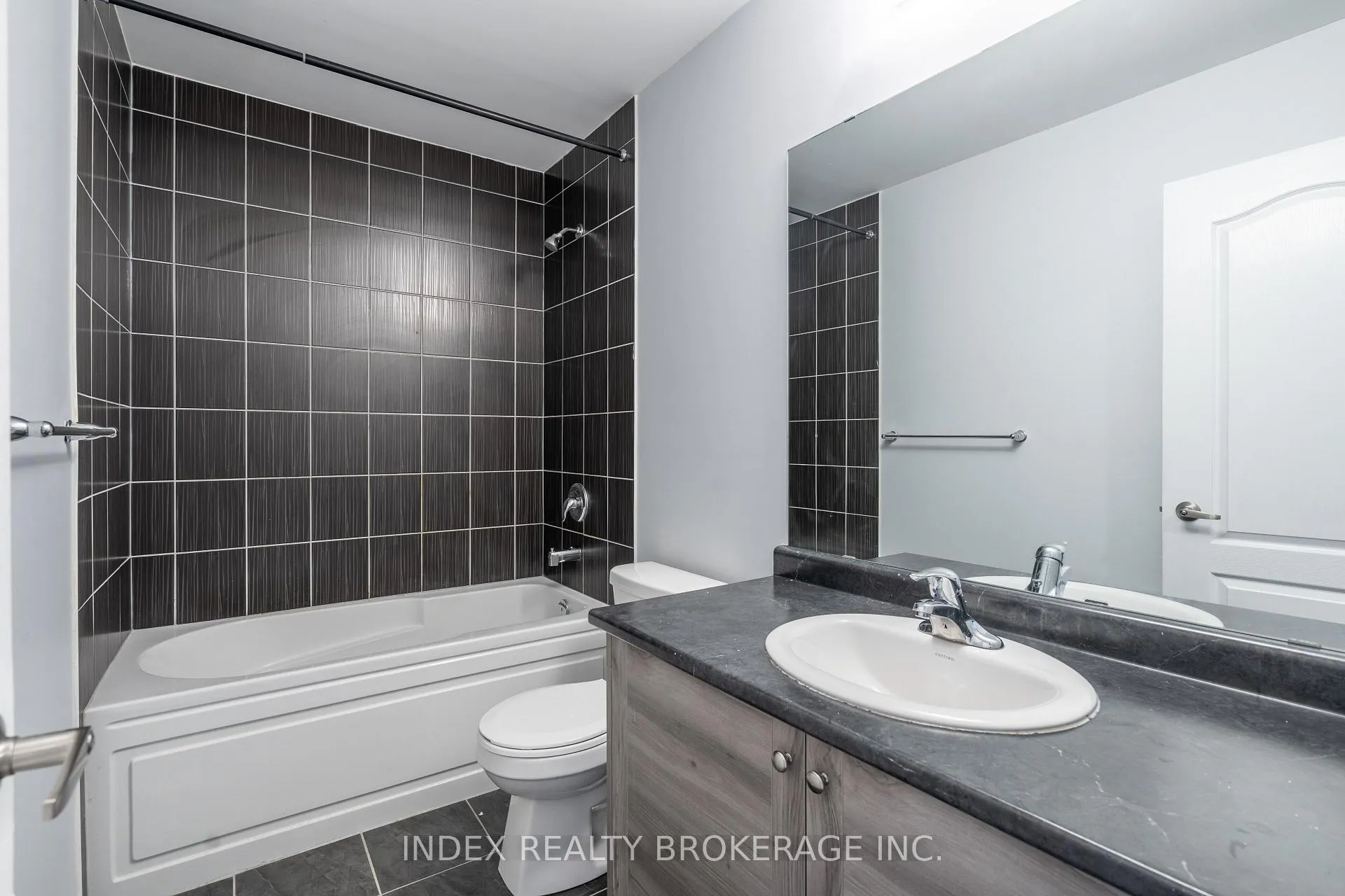Photo 37 of 49 Ever Sweet Way, Thorold, Rolling Meadows — HOMEH