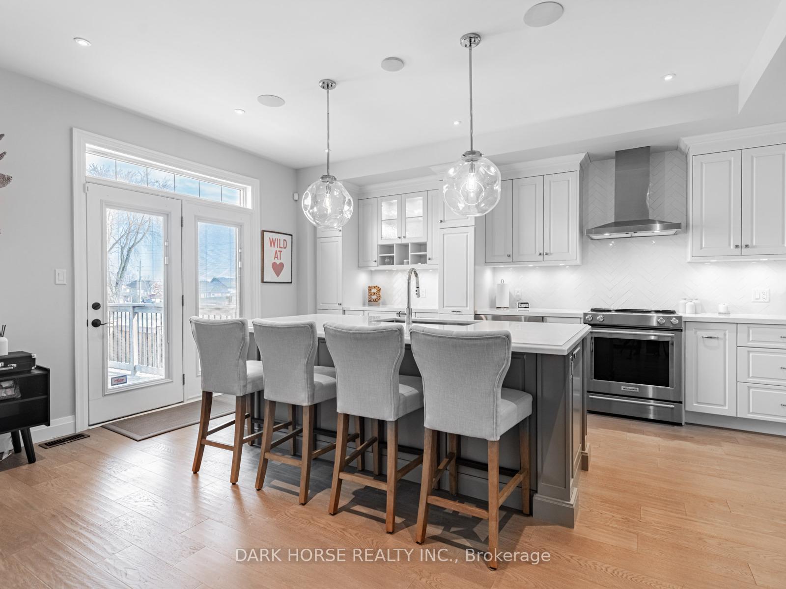 Photo 2 of 420 Northglen Boulevard, Clarington, Bowmanville — HOMEH