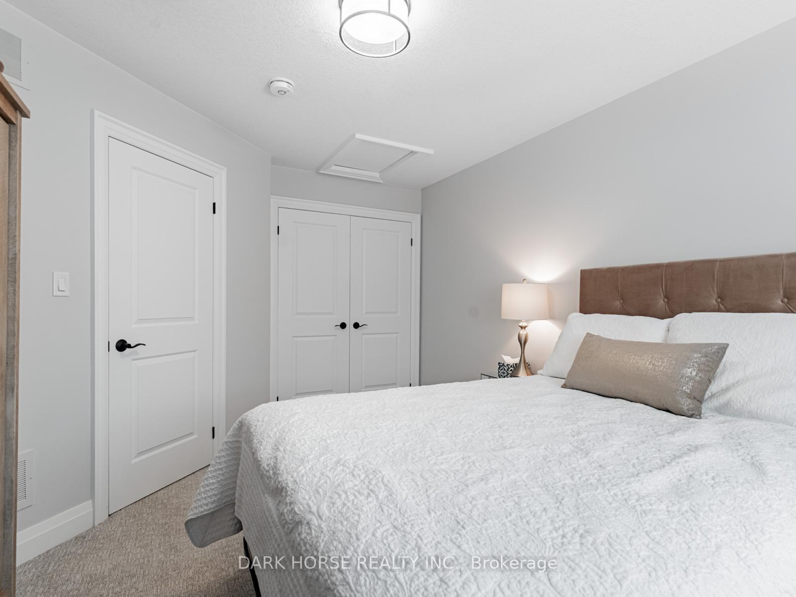 Photo 18 of 420 Northglen Boulevard, Clarington, Bowmanville — HOMEH