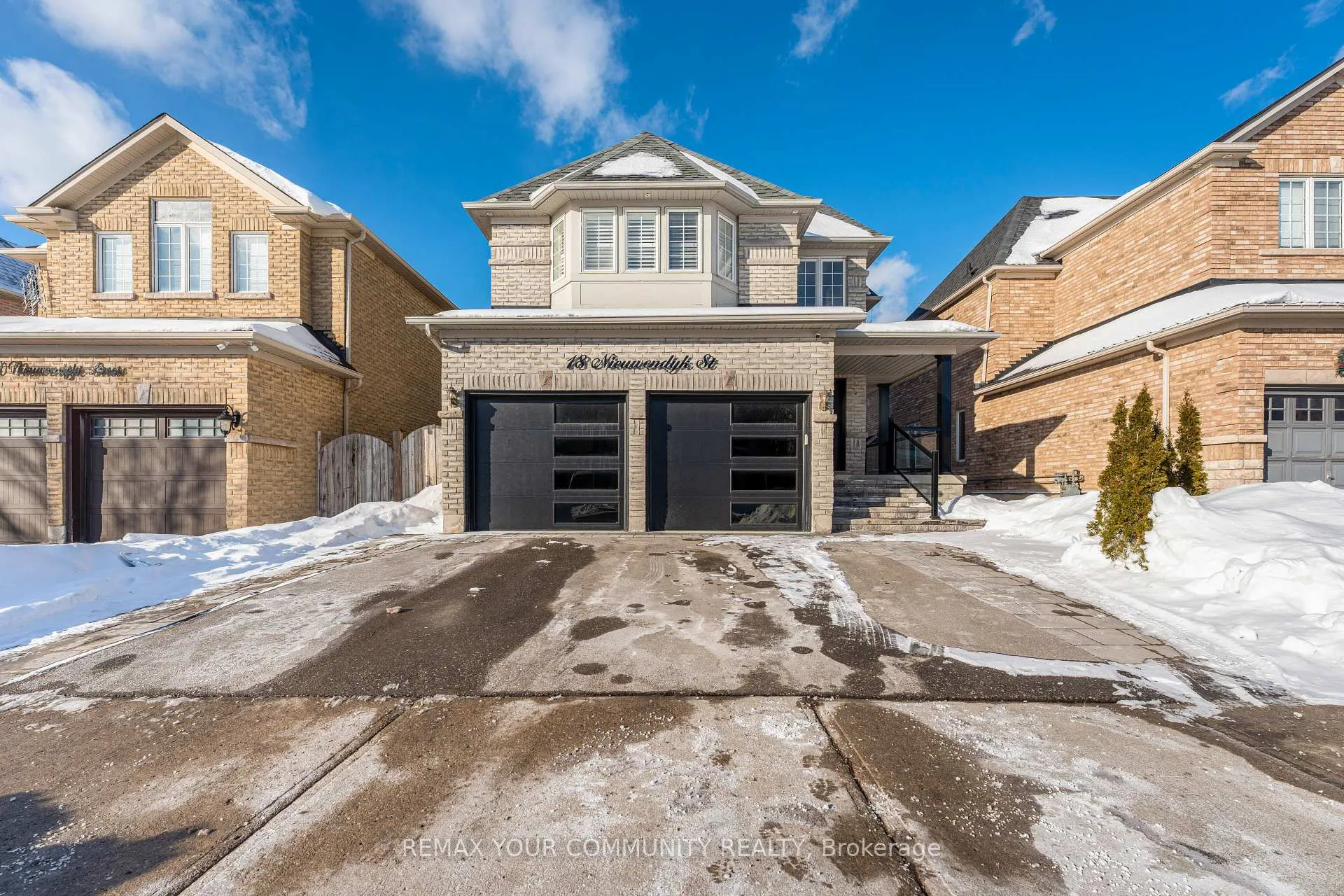 Front of 18 Nieuwendyk Street